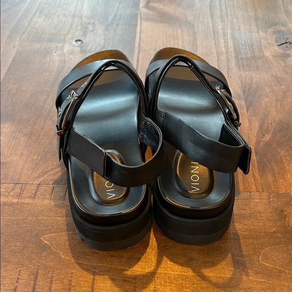 VIONIC Women’s Torrance Platform Lug Sandal | Black Size 9 - Picture 4 of 6